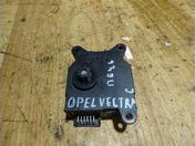 Моторчик заслонки отопителя