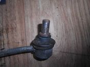 Стойка переднего стабилизатора левая