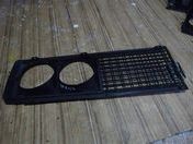 Решетка радиатора правая